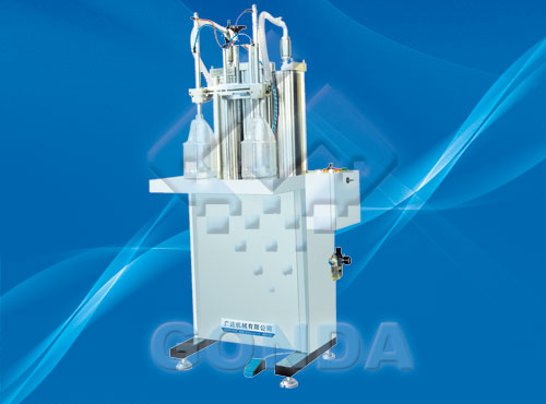 GN-Y2系列雙頭半自動灌裝機(jī) GN-Y2系列雙頭半自動灌裝機(jī)